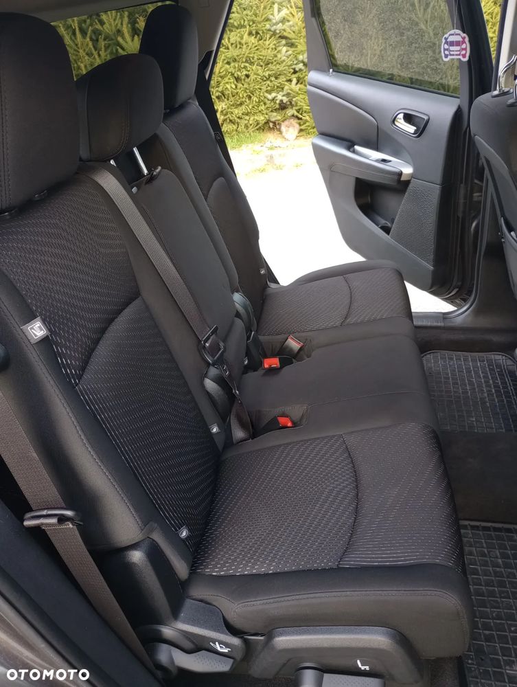 Dodge Journey - 24