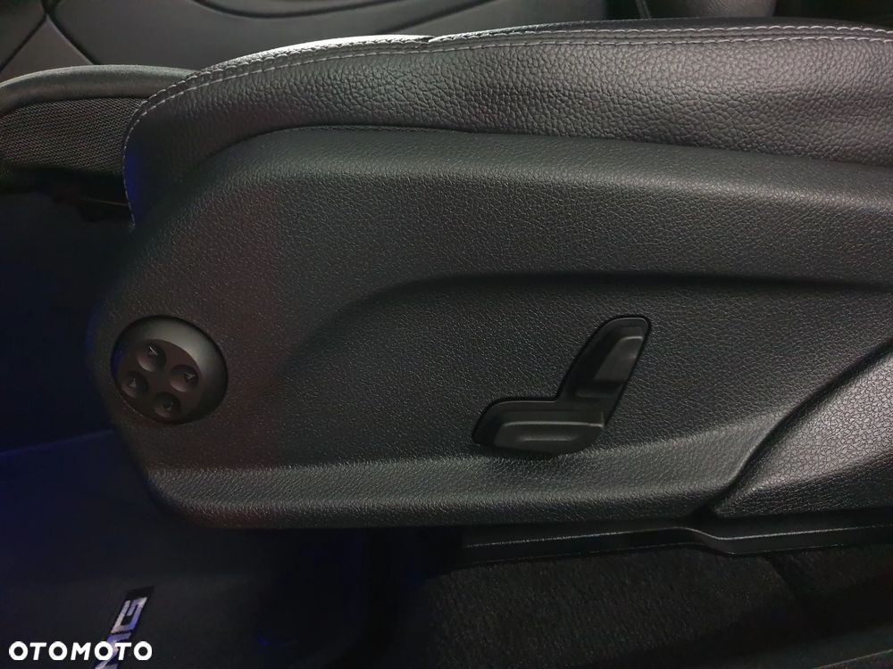 Mercedes-Benz GLC 300 de 4Matic 9G-TRONIC AMG Line Plus - 31