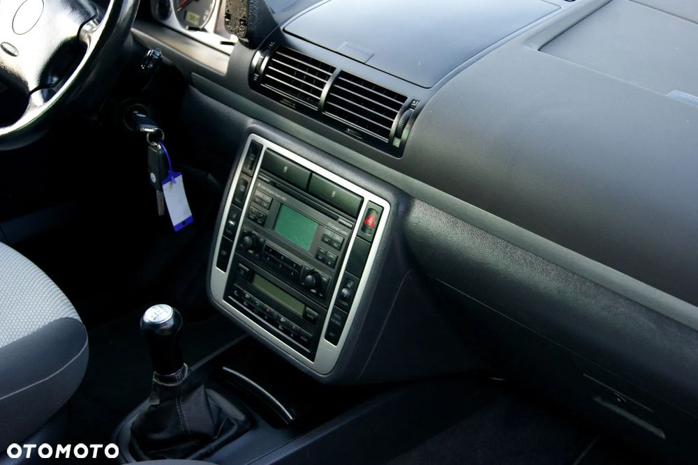 Volkswagen Sharan 1.8 5V Turbo Freestyle - 32