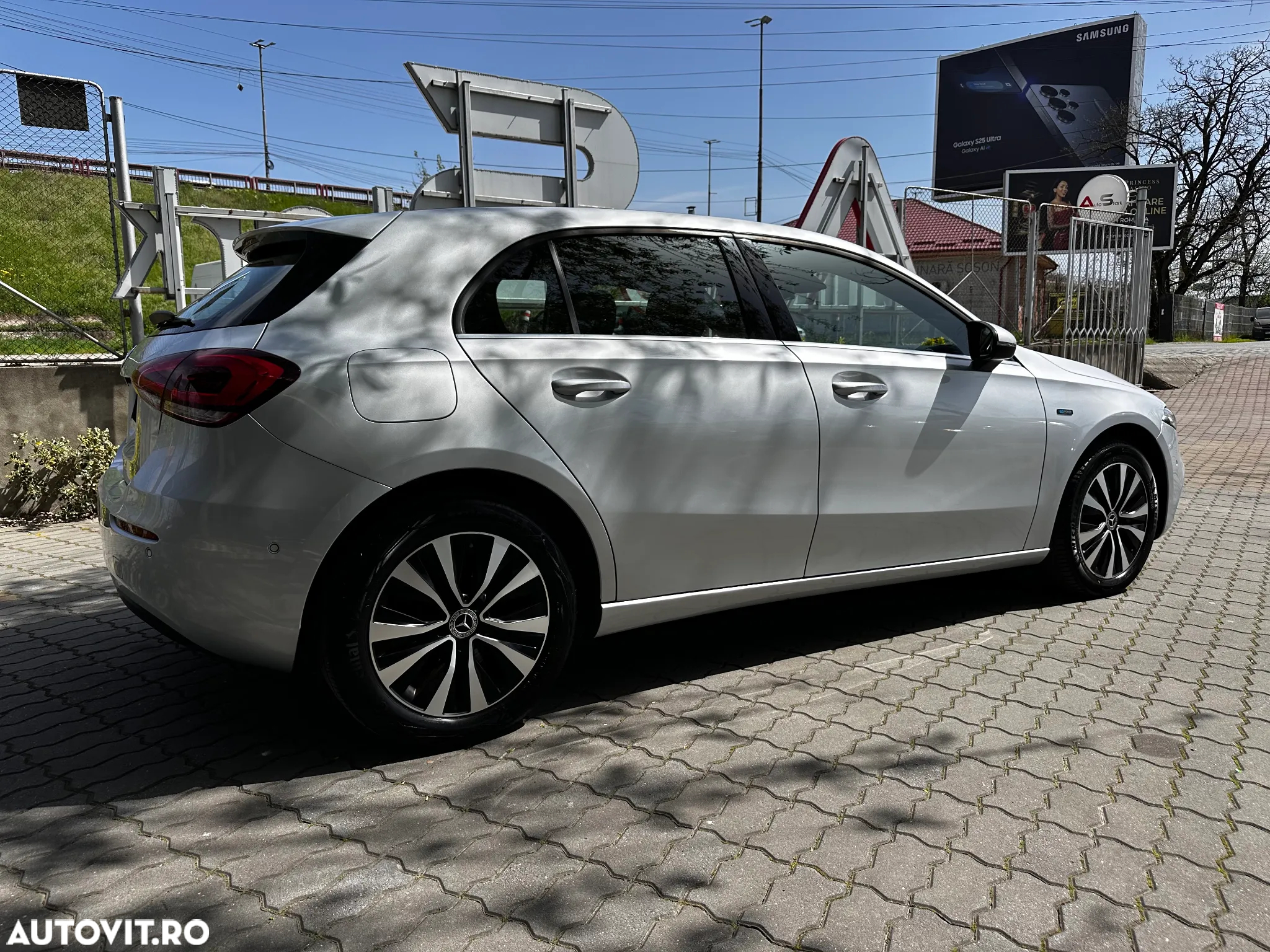 Mercedes-Benz A 250 e 8G-DCT Lim. Progressive Advanced - 15