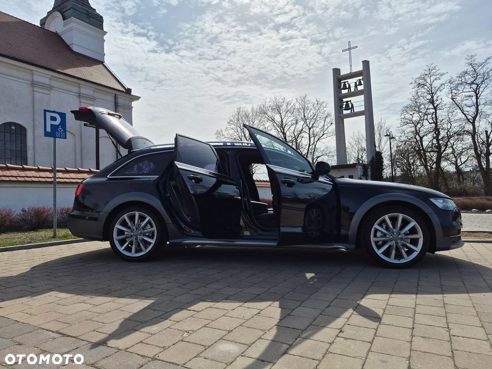 Audi A6 Allroad - 16