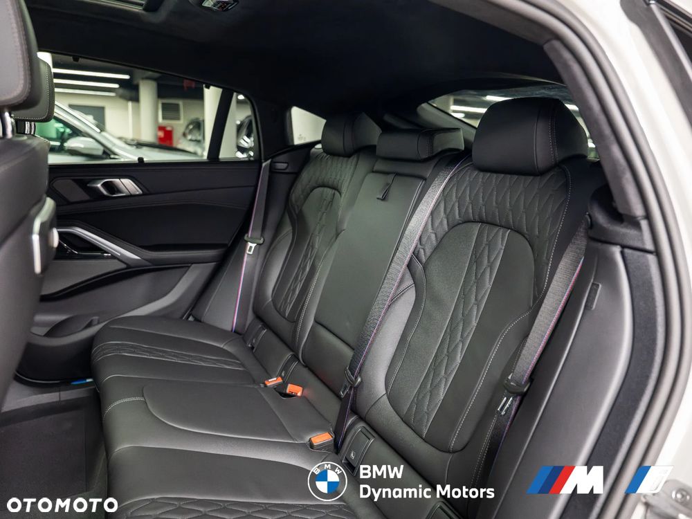 BMW X6 xDrive40i M Sport - 25