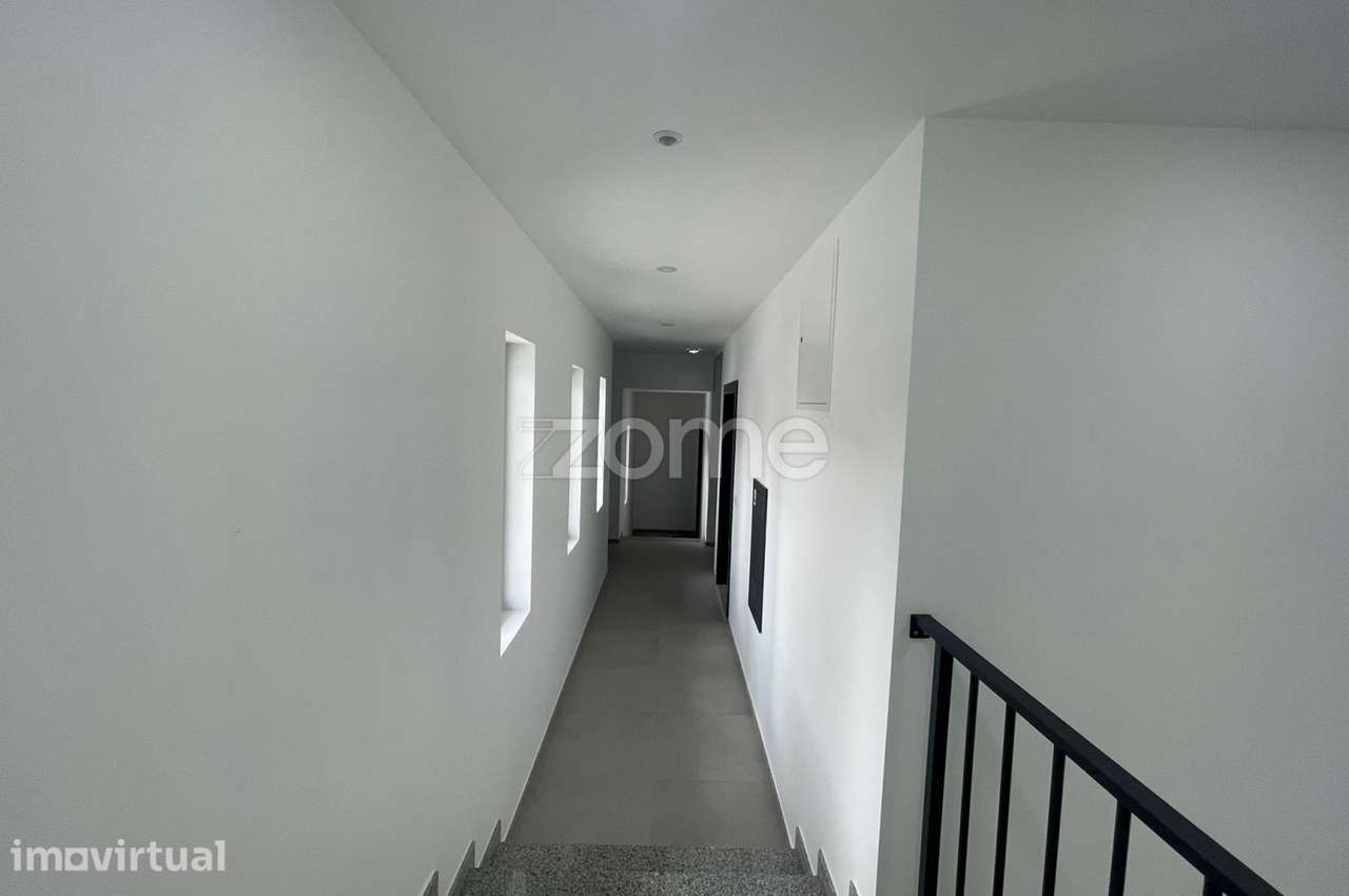 Apartamentos T2 Novos com Garagem Fechada para 2 Carros em Chaves - Grande imagem: 5/11