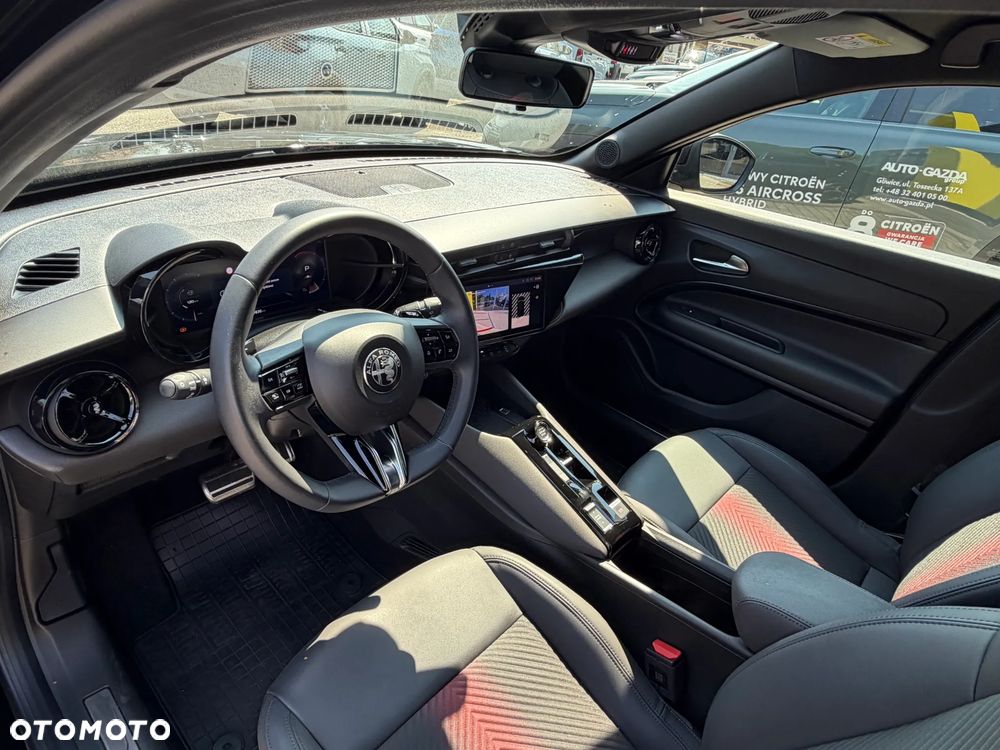 Alfa Romeo Junior 1.2 mHEV Ibrida Speciale eDCT - 6