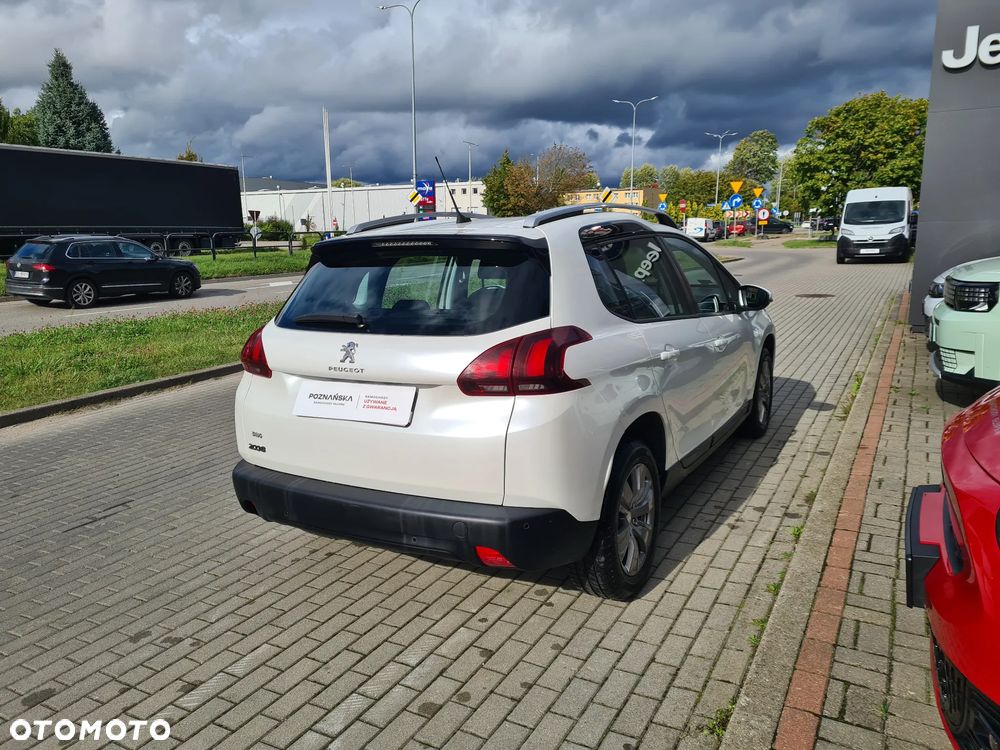 Peugeot 2008 1.2 Pure Tech Style S&S EAT6 - 6
