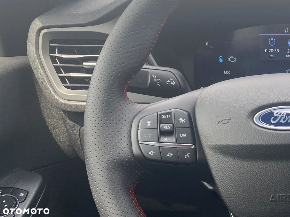 Ford Kuga 2.5 FHEV FWD ST-Line X eCVT - 18