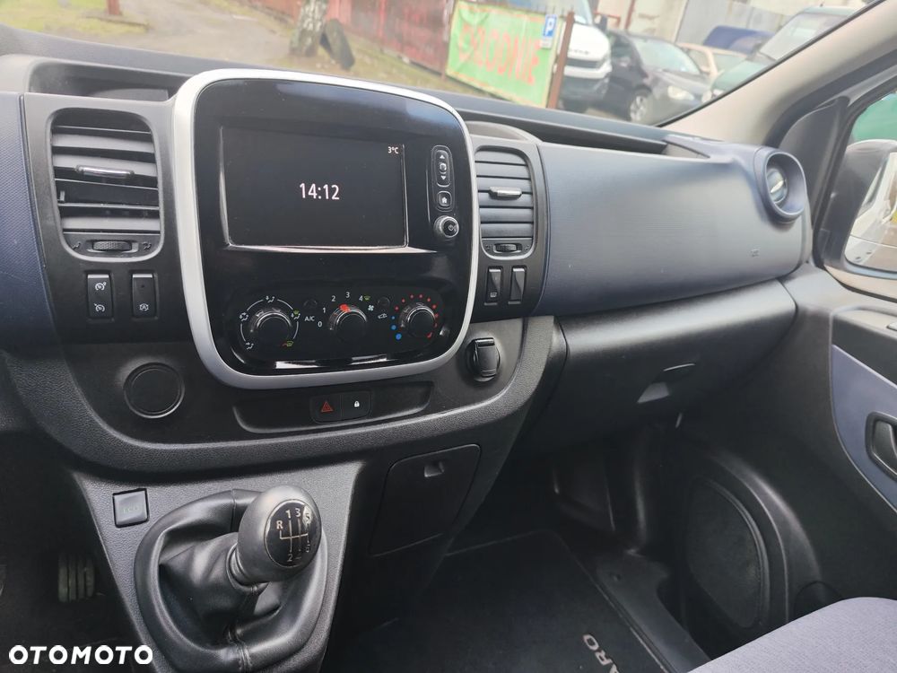 Opel Vivaro brygadówka 6osób - 13