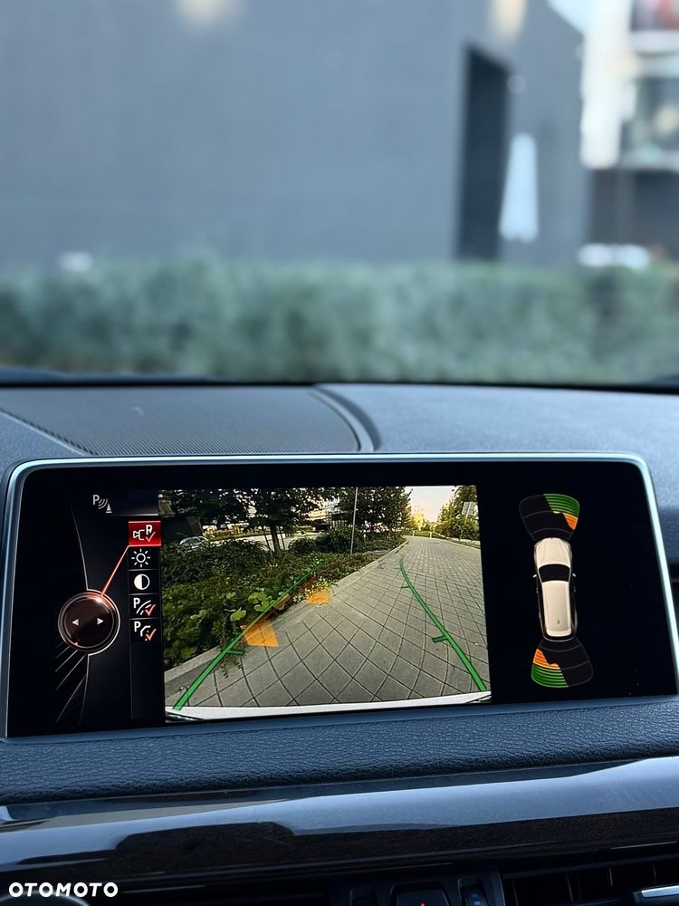 BMW X5 xDrive35i - 13