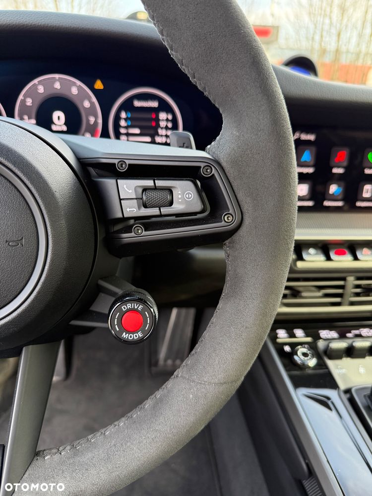 Porsche 911 Carrera PDK - 22