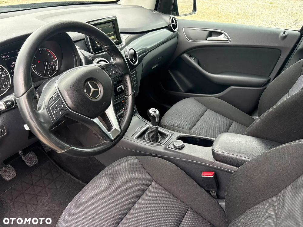 Mercedes-Benz Klasa B 200 CDI (BlueEFFICIENCY) - 11