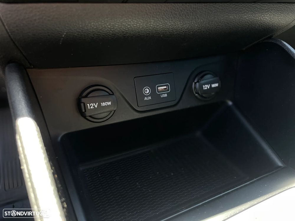Hyundai Tucson 1.7 CRDi Executive - 28