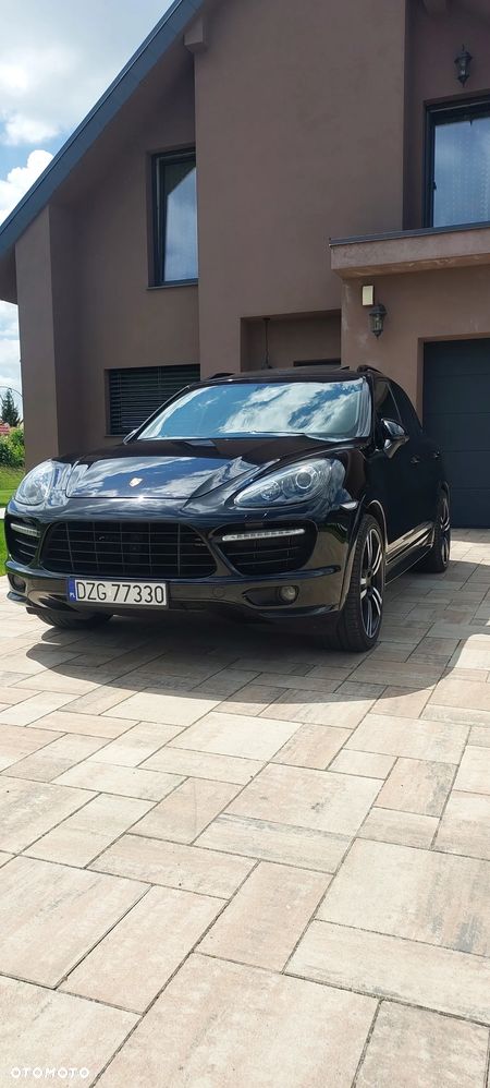 Porsche Cayenne - 5