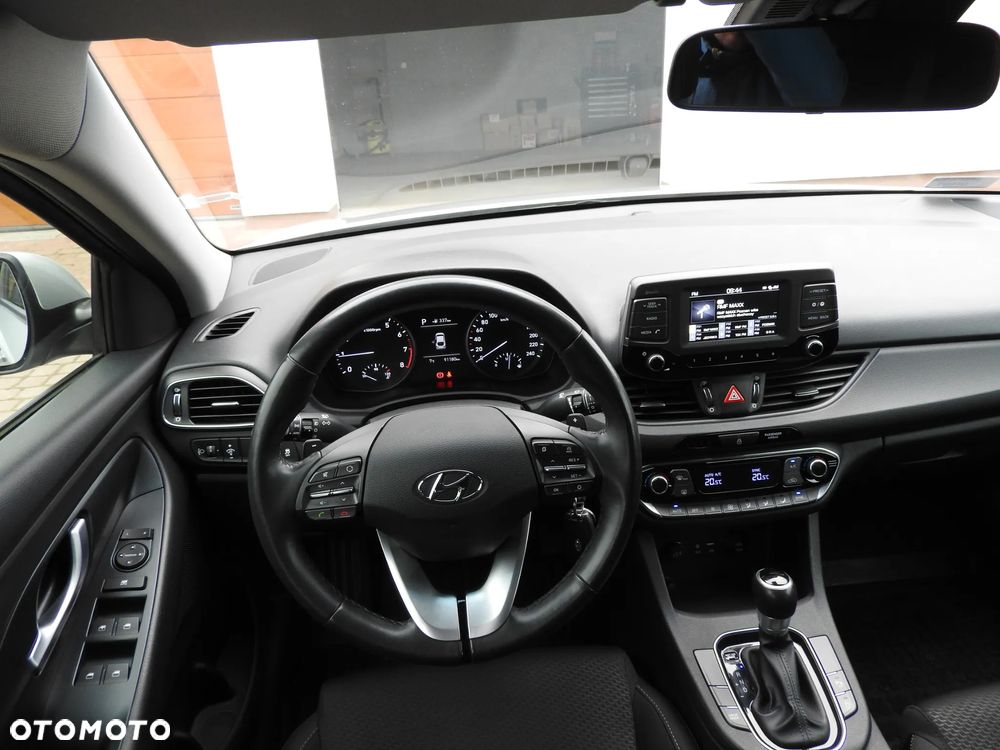 Hyundai i30 1.4 T-GDI Comfort DCT - 24