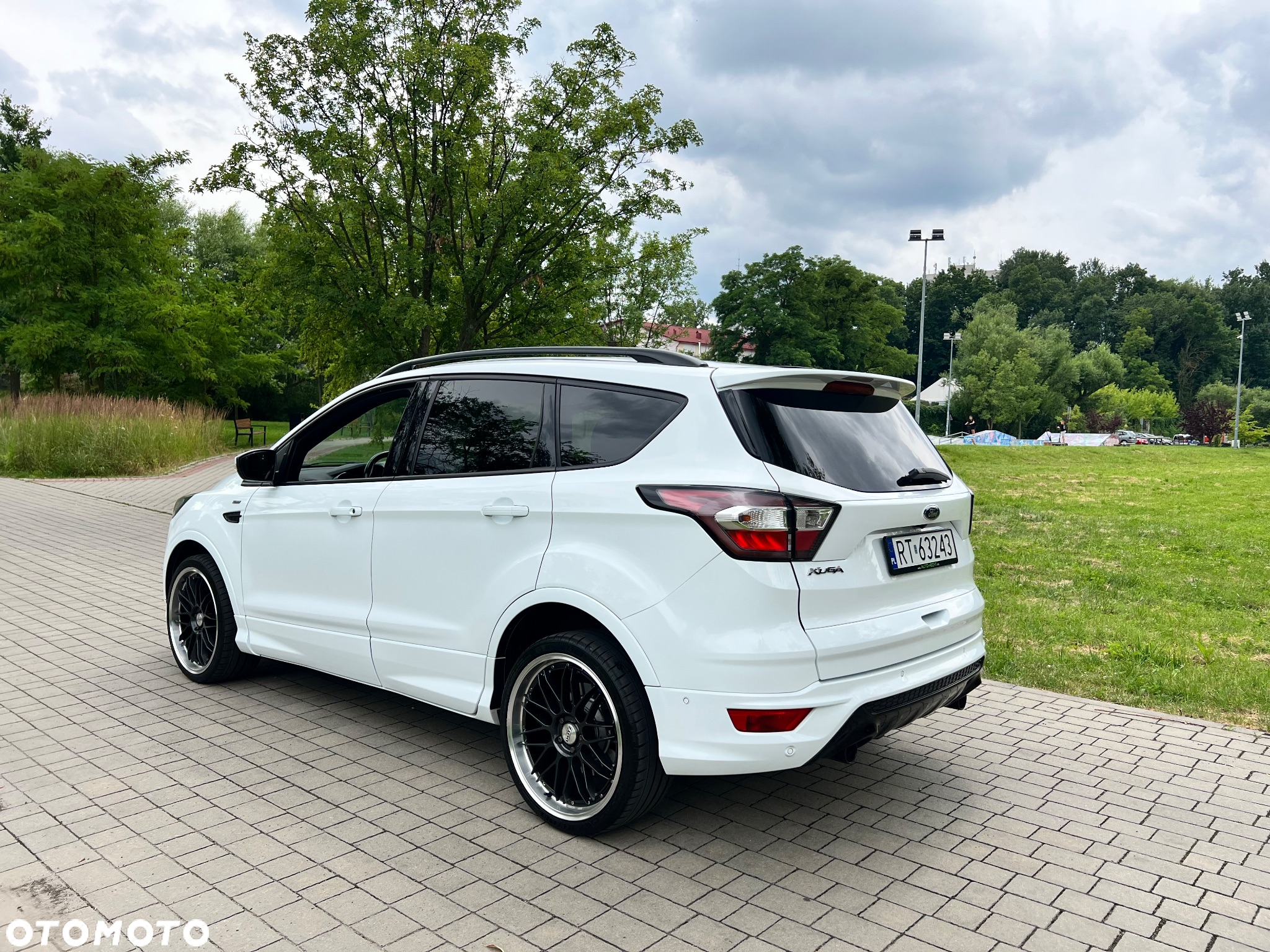 Ford Kuga 2.0 TDCi FWD ST-Line - 5