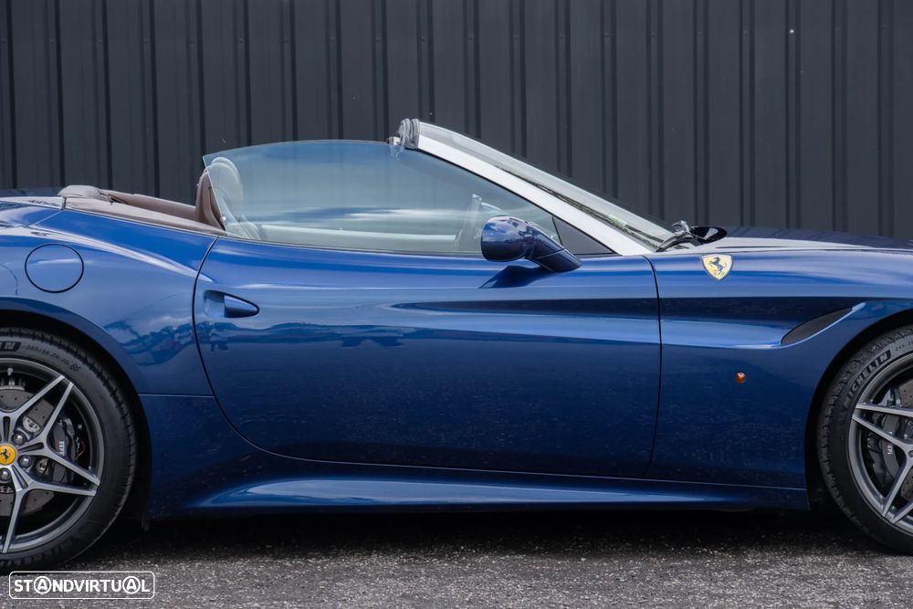 Ferrari California T - 30