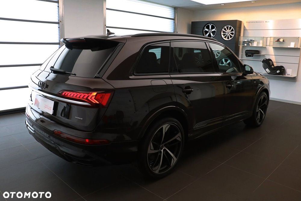 Audi Q7 - 9