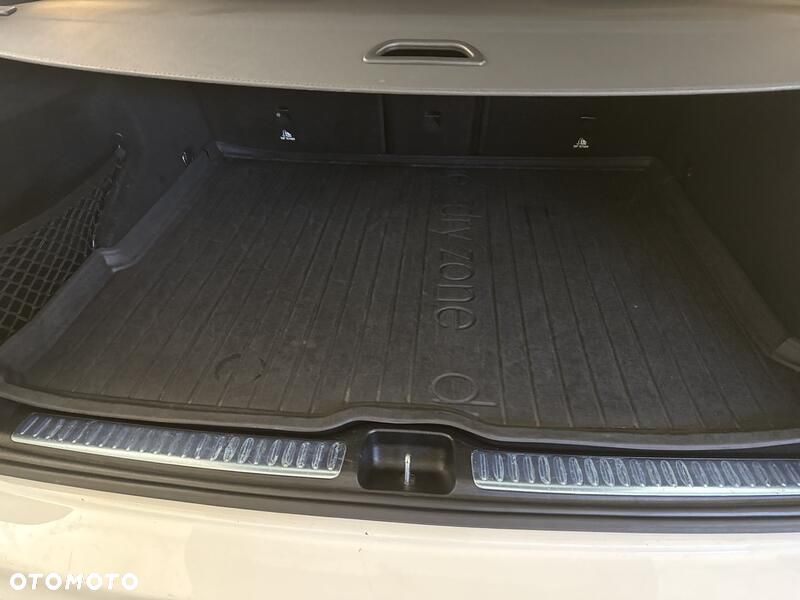 Mercedes-Benz GLC 220 d 4-Matic - 24