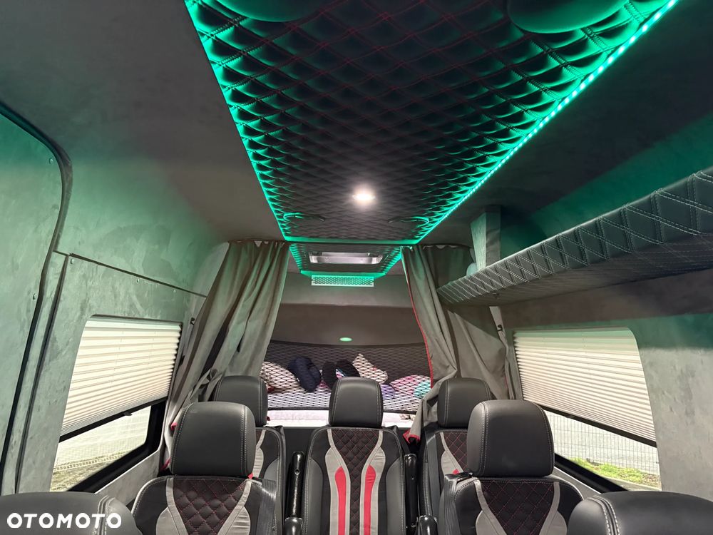 Mercedes-Benz Sprinter 907.255 - 29