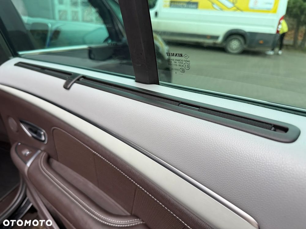 Renault Espace 1.6 dCi Energy Initiale Paris EDC 7os - 20