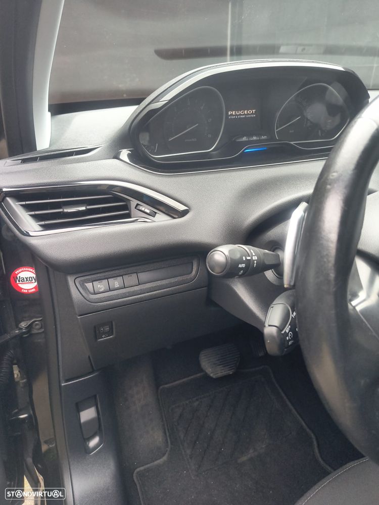 Peugeot 208 e-HDi 68 EGS5 Stop&Start Active - 21