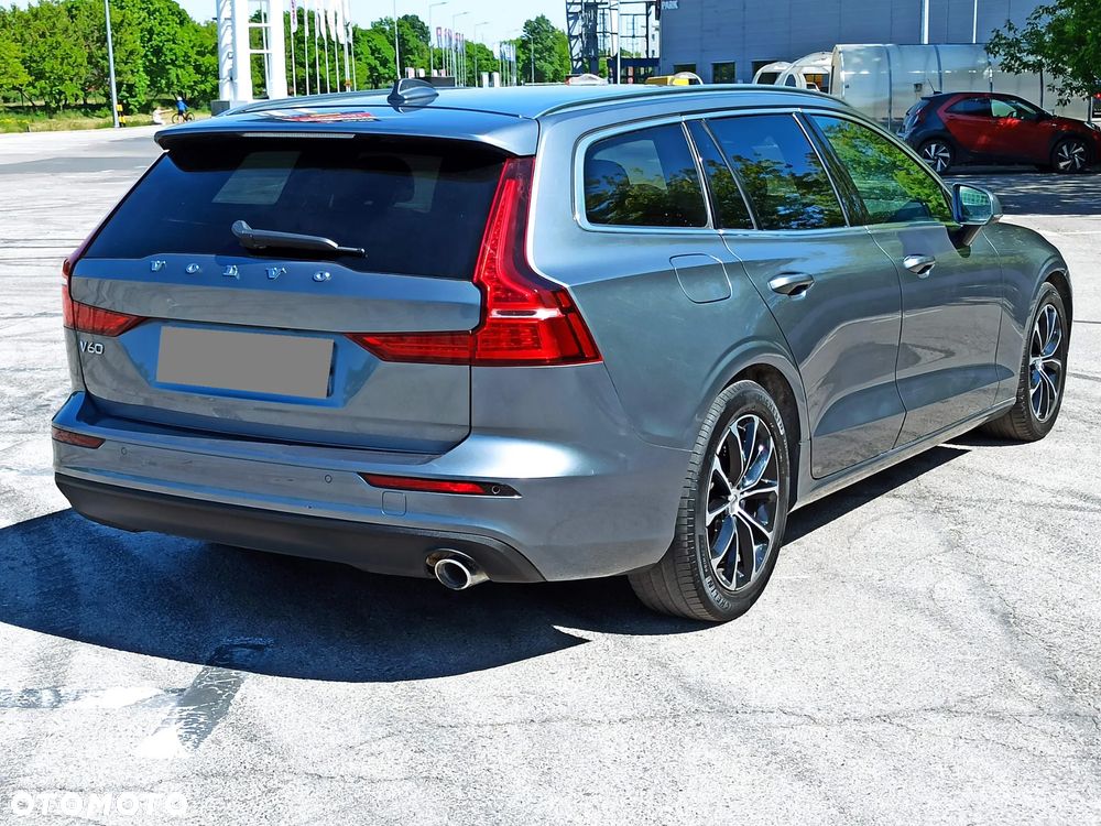 Volvo V60 D3 Geartronic Momentum - 12
