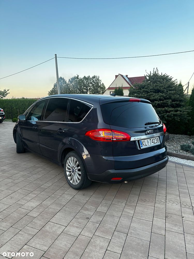Ford S-Max - 14