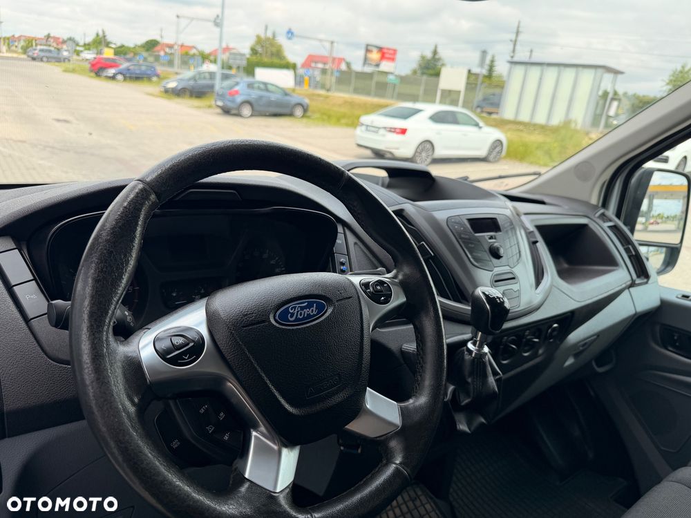 Ford Transit - 13