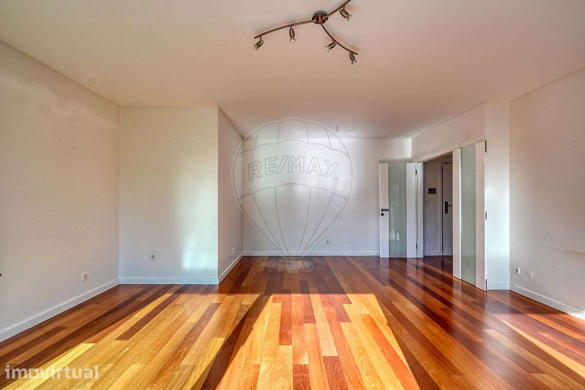 Apartamento T1 para venda - Grande imagem: 2/26