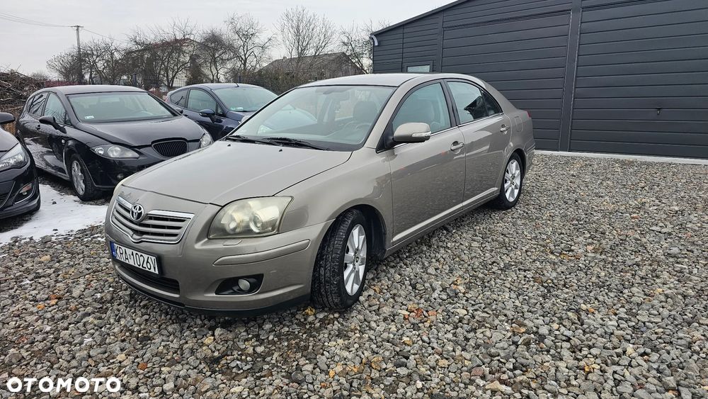 Toyota Avensis 2.0 D-4D 2010 - 11