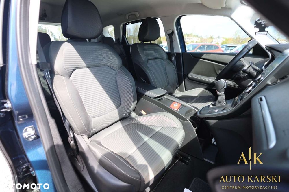 Renault Scenic - 36