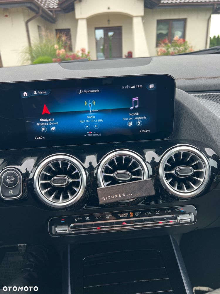 Mercedes-Benz GLA 200 d 8G-DCT Edition AMG Line - 2