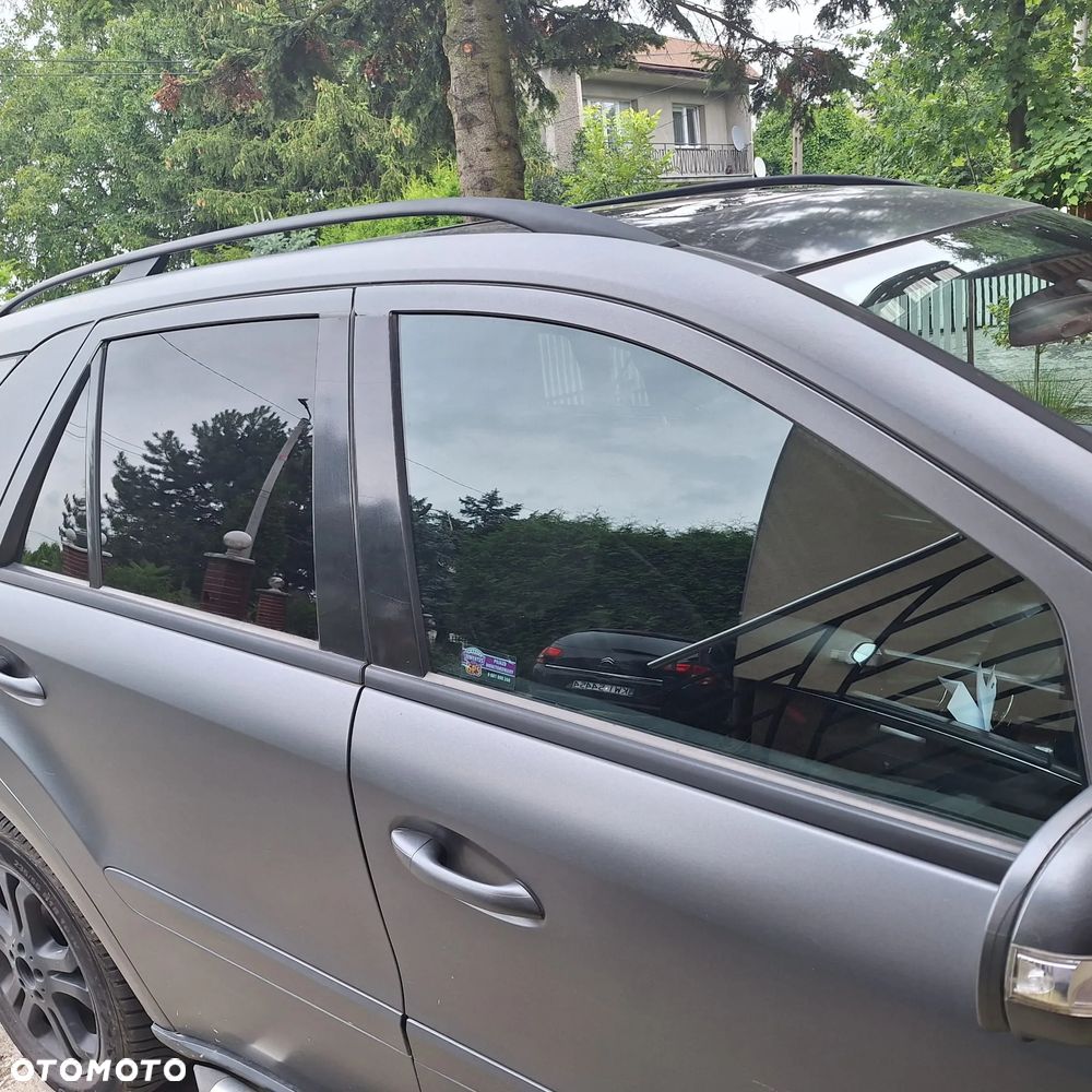 Mercedes-Benz ML 350 4-Matic - 14