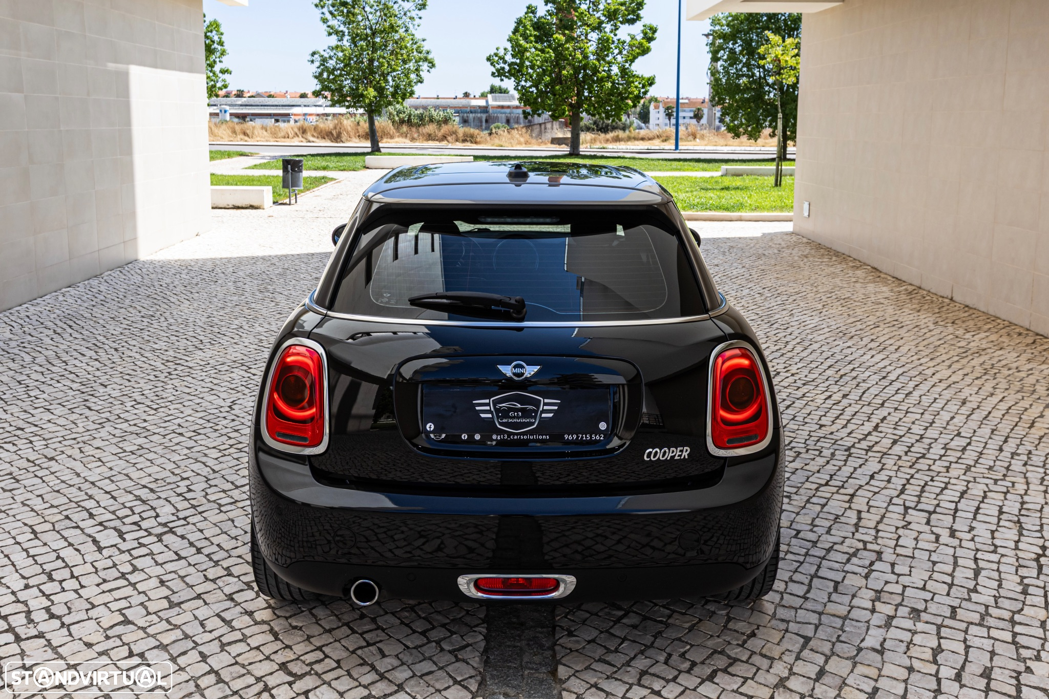 MINI 5 Portas Cooper Aut. Seven Chili - 12