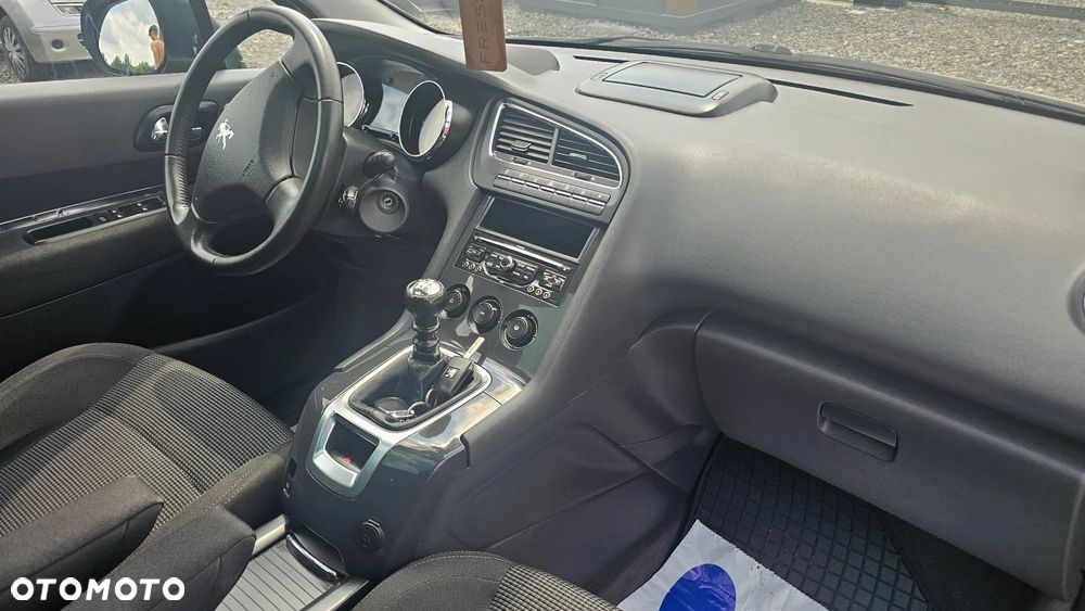 Peugeot 5008 2.0 HDi Business Line 7os - 16
