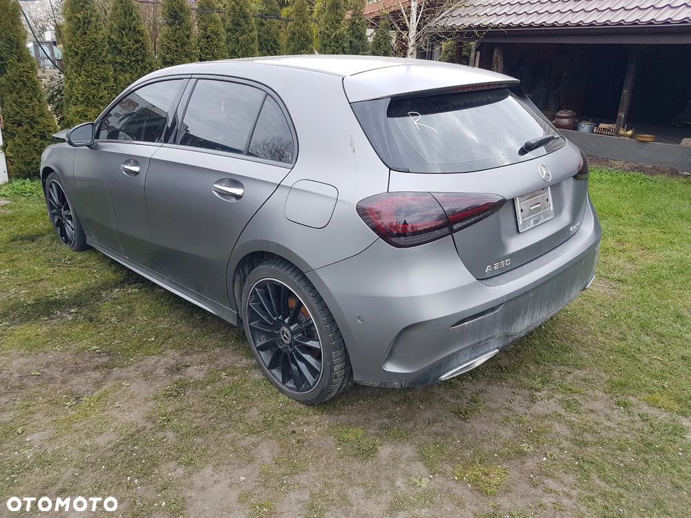 Mercedes-Benz Klasa A 250 4Matic 8G-DCT Special Edition - 9