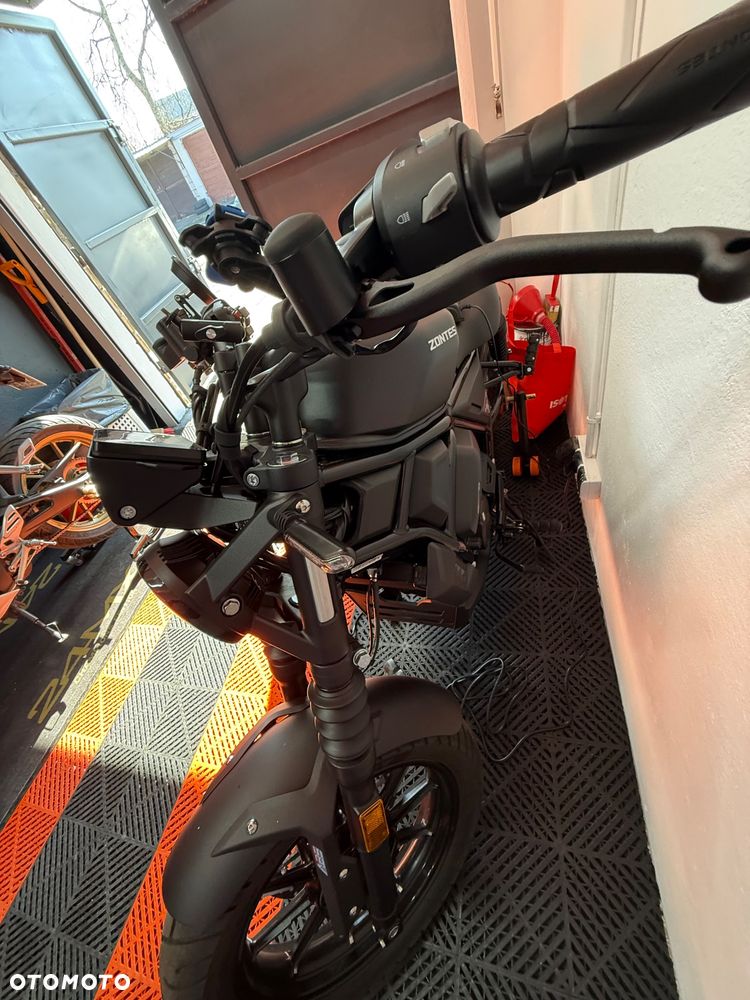 Zontes 125C - 11
