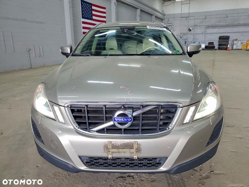 Volvo XC 60 3.2 AWD Kinetic - 6