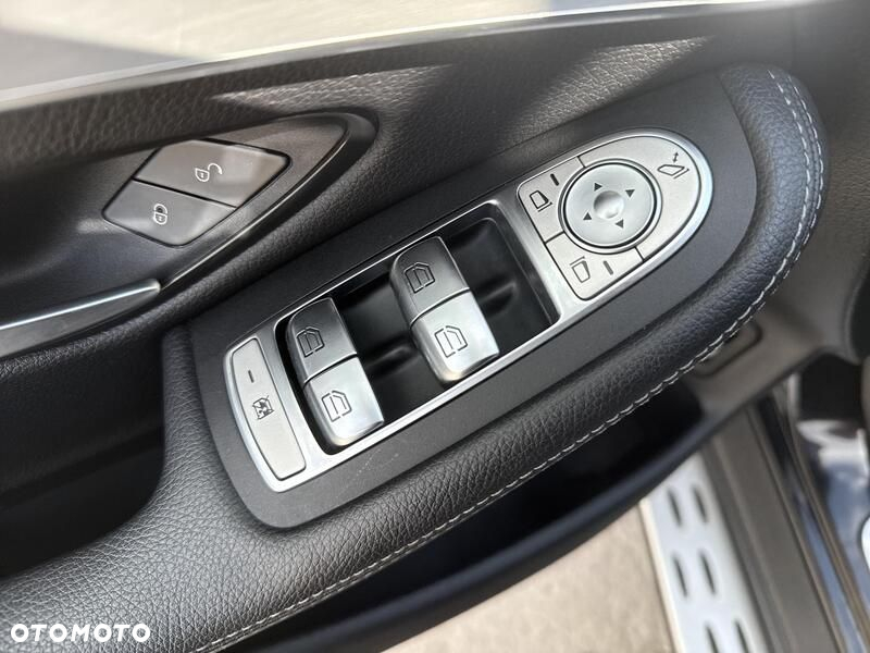 Mercedes-Benz GLC 200 4-Matic - 12