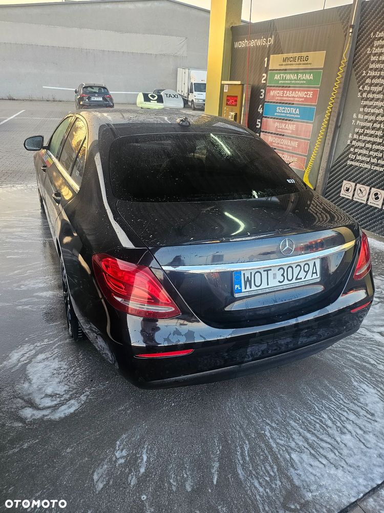Mercedes-Benz Klasa E 200 d 9G-TRONIC - 7