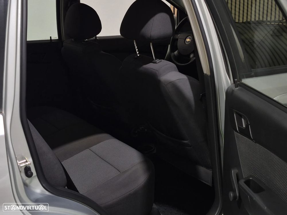Chevrolet Aveo 1.2 LS - 18