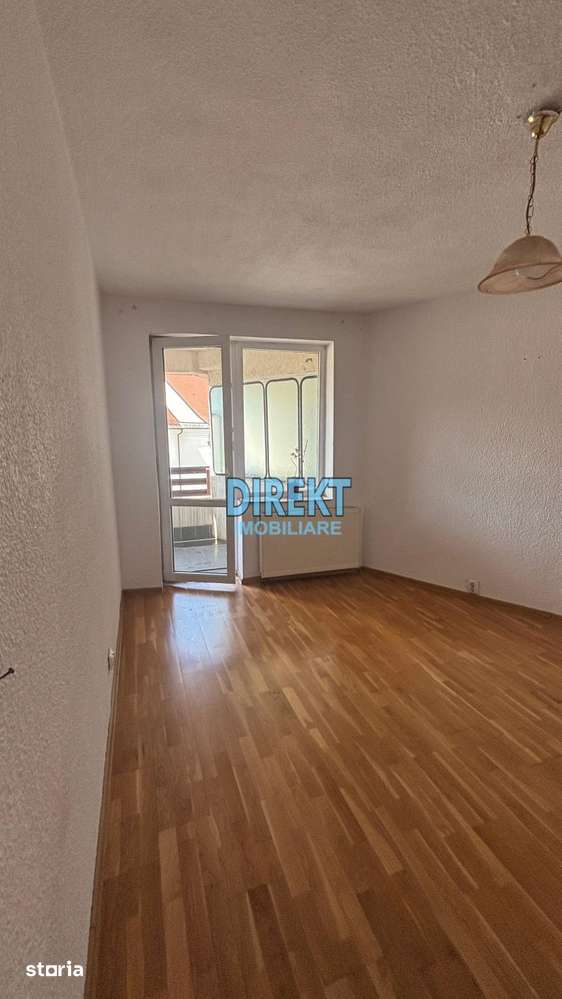 Apartament 3 camere Piața Petru Rareș — fotografia 1