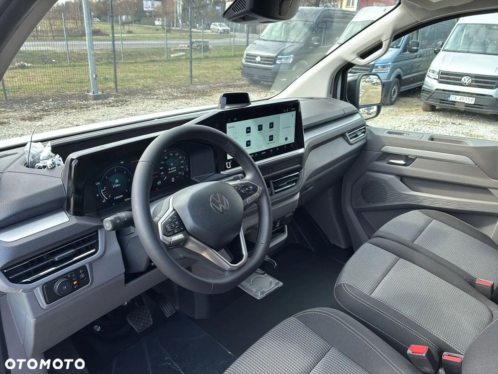 Volkswagen Transporter T7 Furgon Plus Edition/6 osob./AUTOMAT 2,0 l TDI 150 KM r. o. 3500 mm - 16