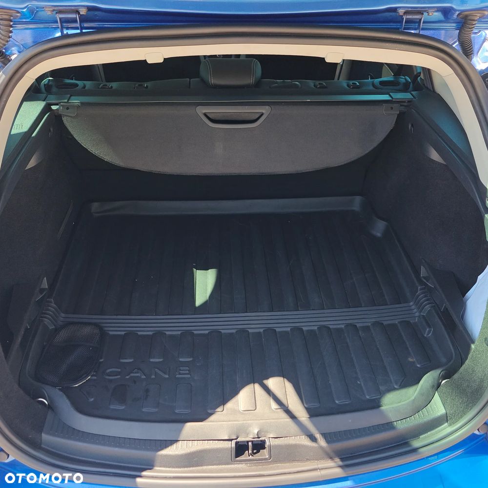 Renault Megane TCe 180 GT - 8
