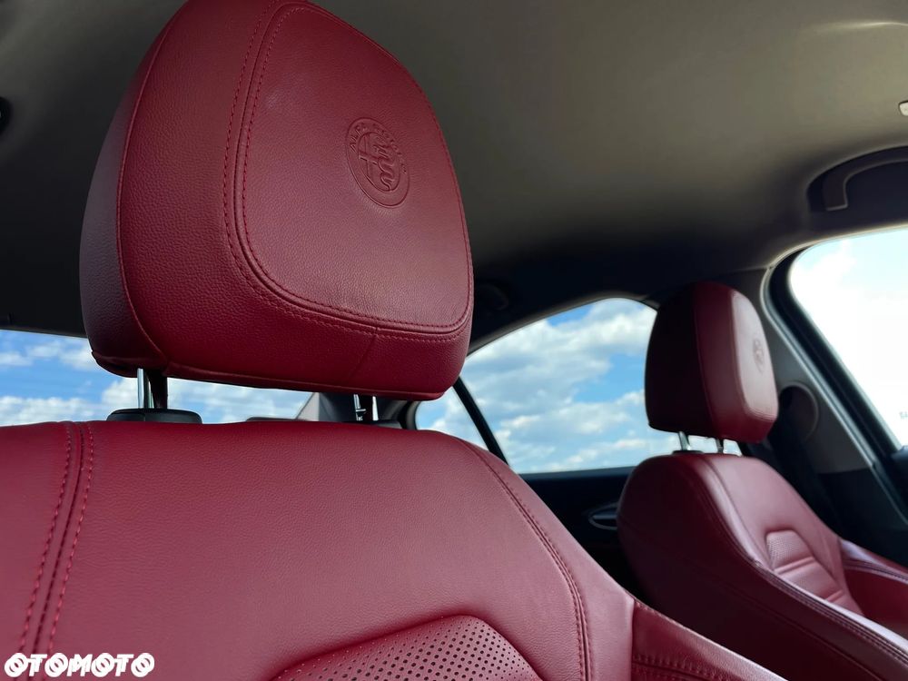 Alfa Romeo Giulia 2.0 Turbo Veloce Q4 - 29