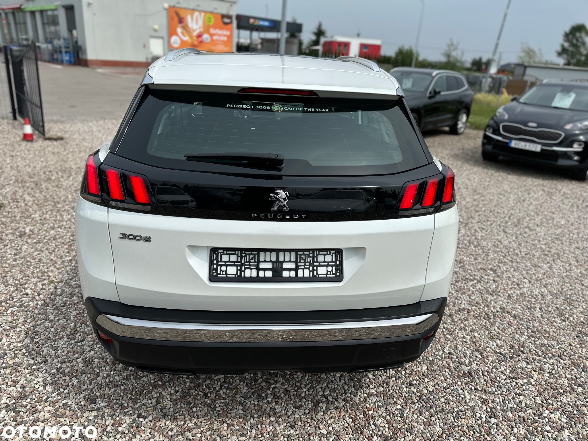 Peugeot 3008 1.6 BlueHDi Allure S&S EAT6 - 4