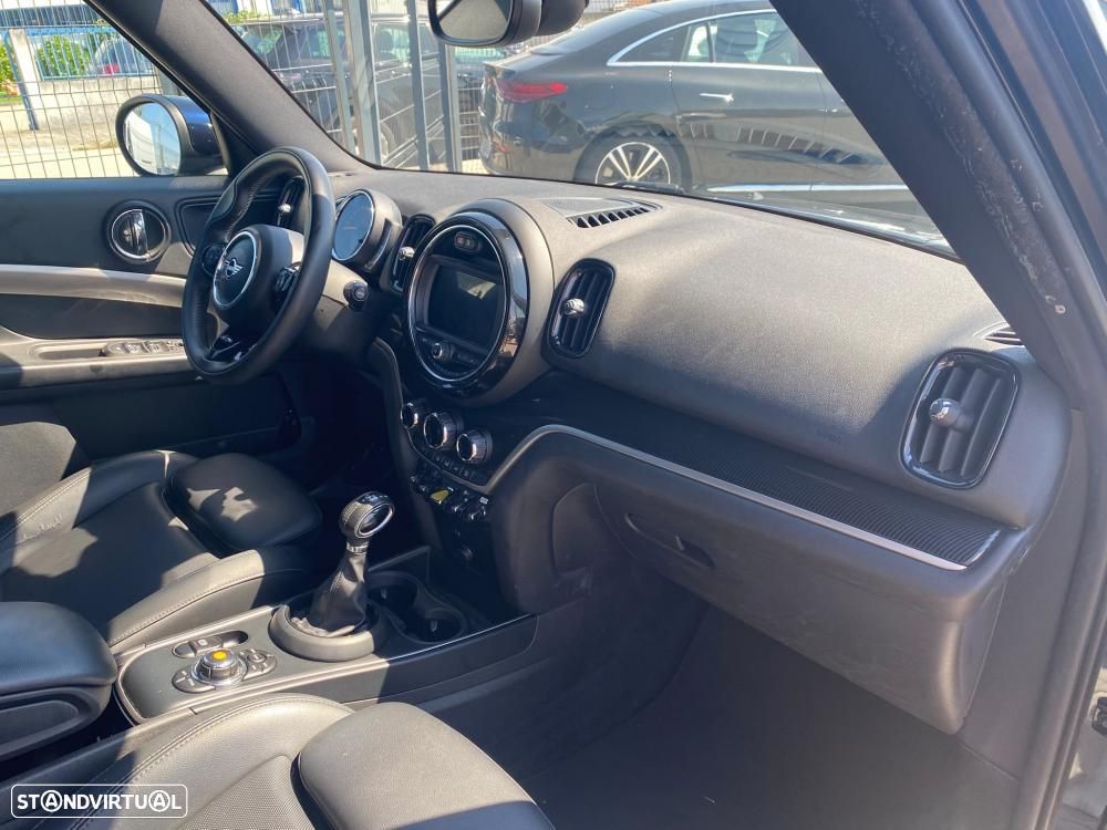 MINI Countryman Cooper SE ALL4 Auto - 6