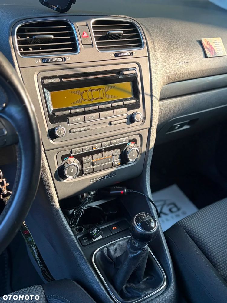 Volkswagen Golf 1.6 Comfortline - 3