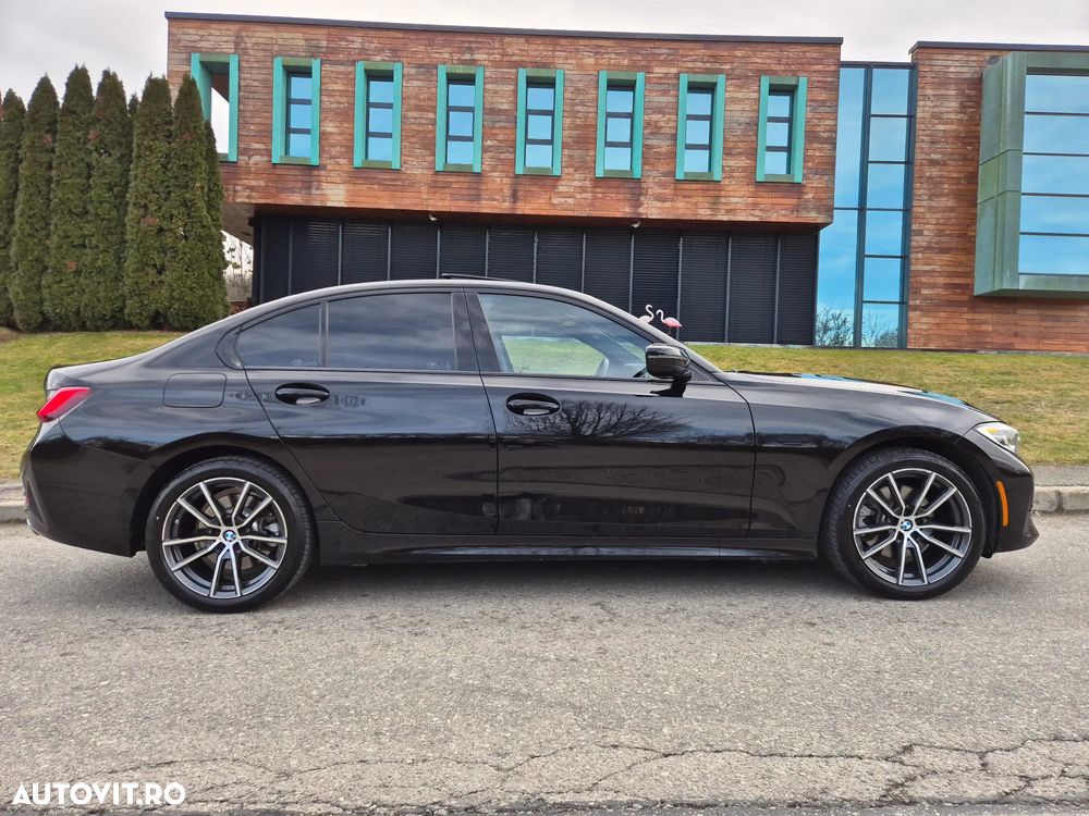 BMW Seria 3 330i xDrive Aut. Sport Line - 4