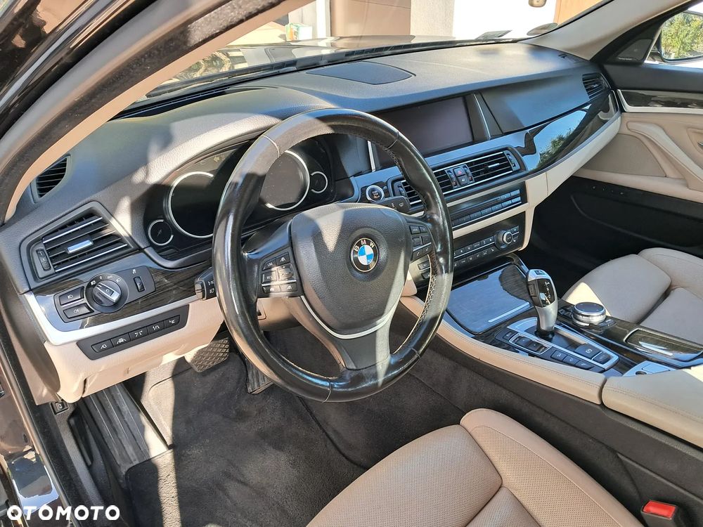 BMW Seria 5 - 34