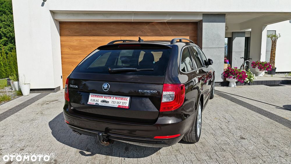 Skoda Superb 2.0 TDI Elegance DSG - 27